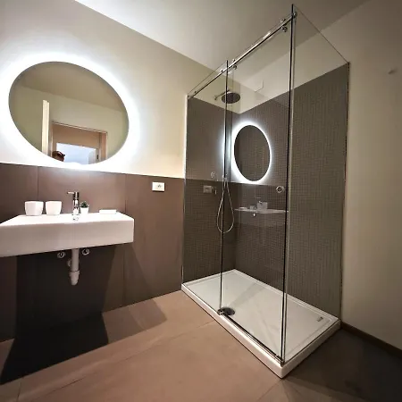 Hostdomus - Lagrange Family Apartment
